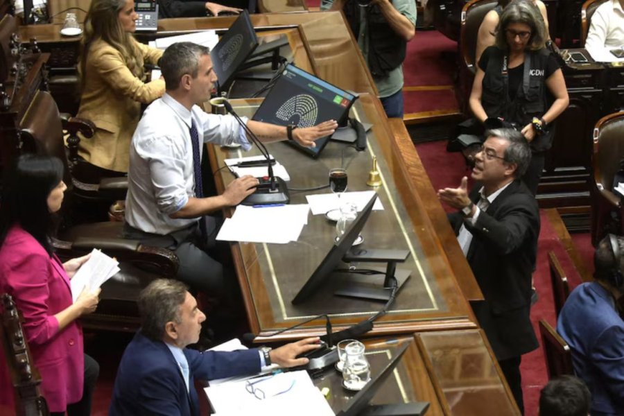 LLAMADO A SESIONES EXTRAORDINARIAS. Los nuevos legisladores jurarán el 28 de noviembre en la Cámara de Senadores y el 3 de diciembre en Diputados.