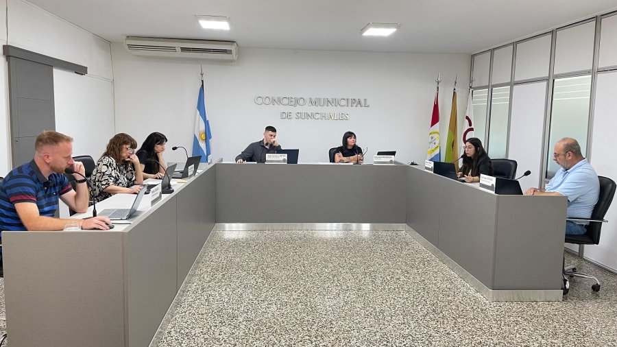 Los ediles durante el encuentro del jueves 20.