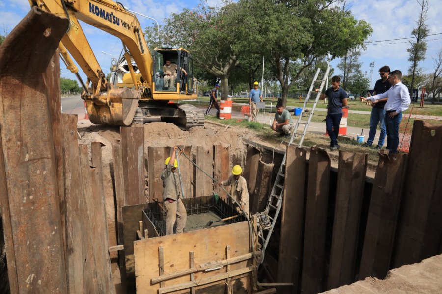CONEXIONES DOMICILIARIAS. Representan un avance significativo en materia de infraestructura sanitaria para la ciudad.