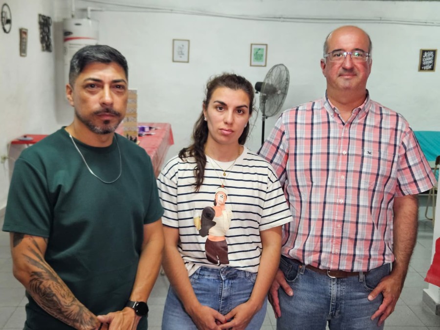 Luciano Sciarra de Aprecod, Erica Aguirre y  Fabian Burkard de Rockas Vivas.