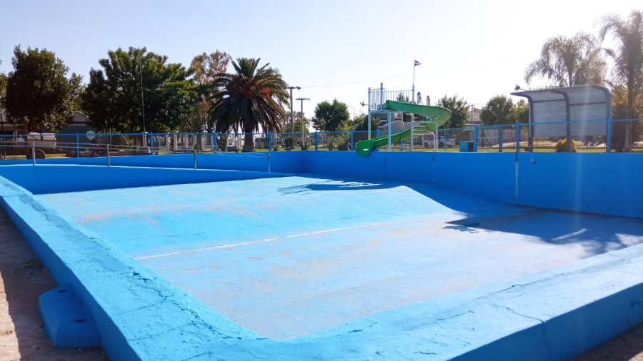 PILETA. Se está llevando a cabo un mantenimiento exhaustivo.