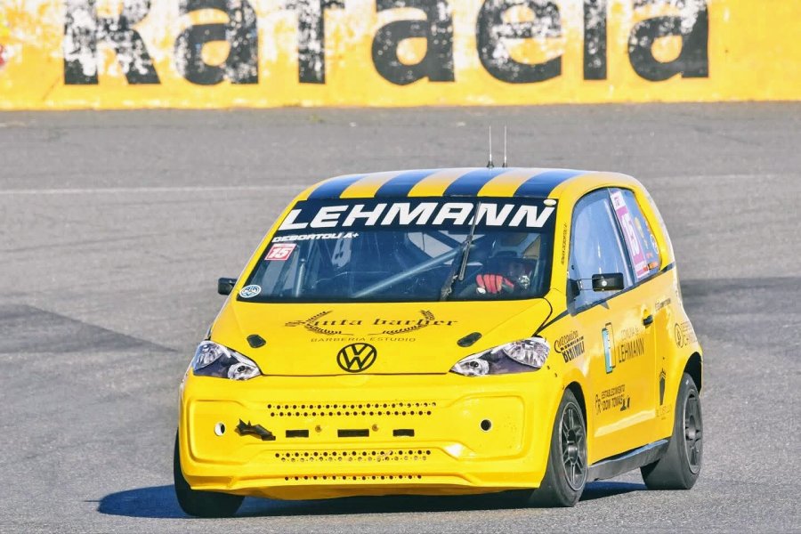 ROMÁN DEBORTOLI. El piloto que representa a la localidad de Lehmann en el TZ 1600.