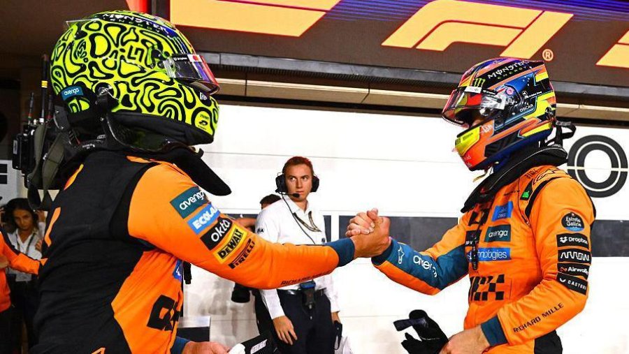 Lando Norris saluda a Oscar Piastri luego de la clasificación.