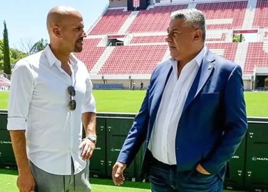 Juan Sebastián Verón y Chiqui Tapia.