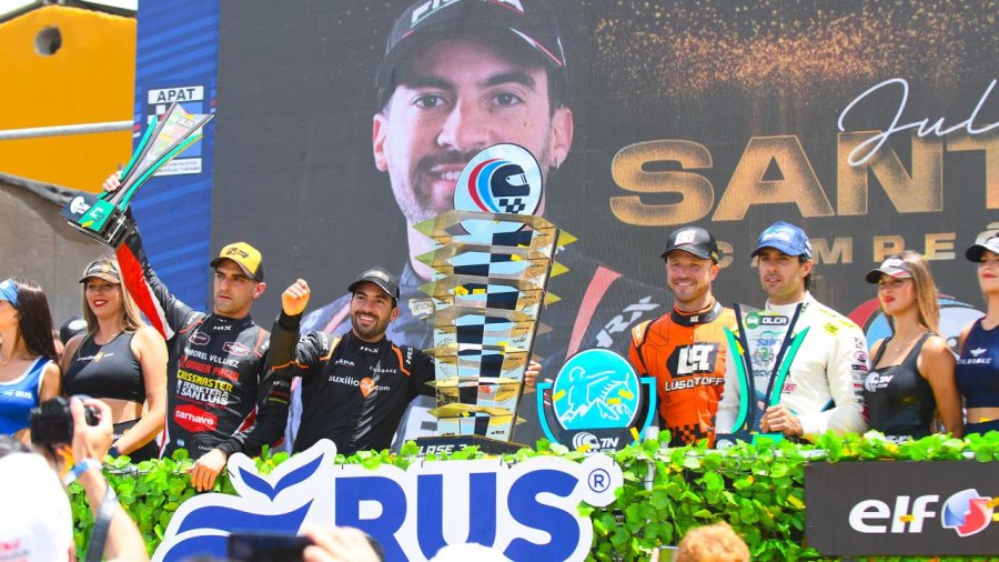 Chapur, el campeón Santero, Canapino y Urcera en el podio de la Clase 3.