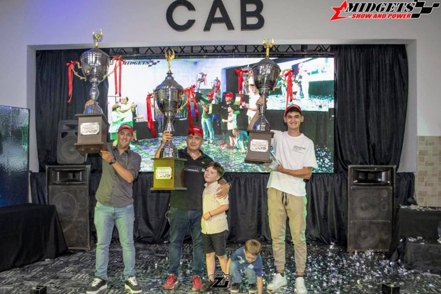 Luis Kunz, Fernando Merke y Jeremías Molardo en la "Cena Coronación" 2024.