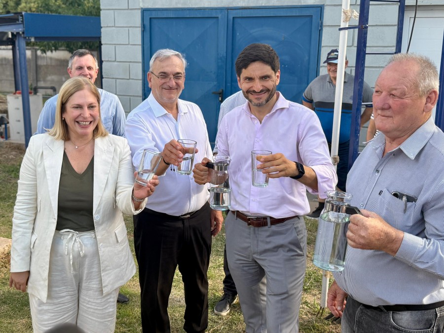 Scaglia, Calkvo, Pullaro y Perino en el acto.