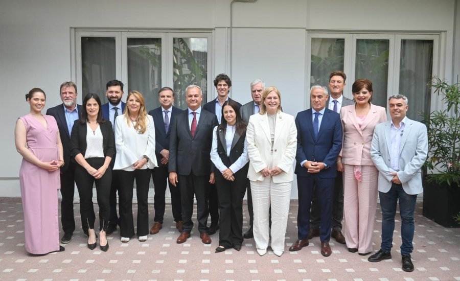 El bloque de diputados nacionales de Provincias Unidas, con los santafesinos Gisela Scaglia, Pablo Farías, José Núñez y Esteban Paulón.