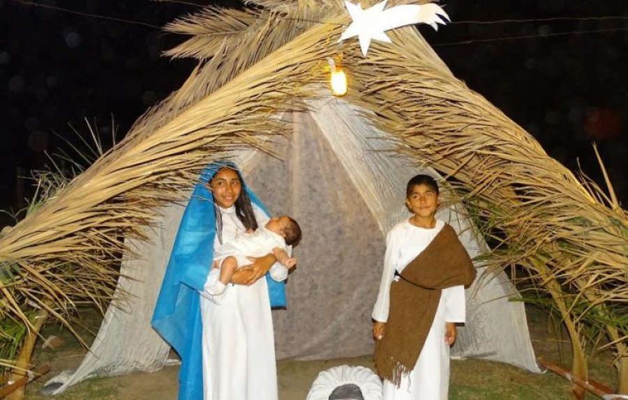 El pesebre viviente tendrá lugar frente a la parroquia.