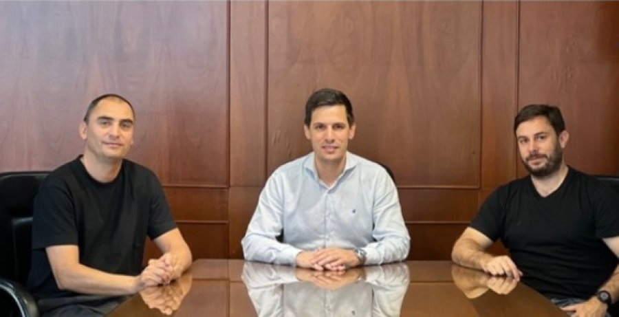 ENCUENTRO. Lucas Astrada, Leonardo Viotti y Hugo Morel.