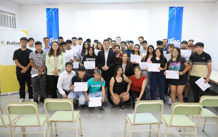 El municipio reafirma su compromiso con la formación, la empleabilidad y el desarrollo de los jóvenes rafaelinos.