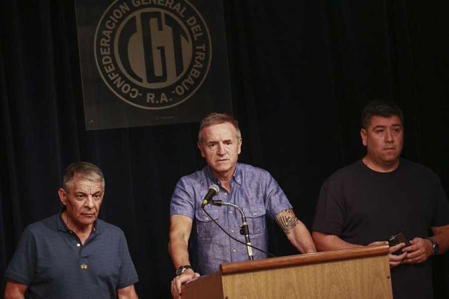 El triunvirato de la CGT al anunciar la movilización para el jueves 18 de diciembre.