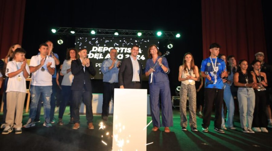 ANTERIOR EDICION. Pedro Rubiolo (había recibido el premio su madre) fue elegido en 2024 por segundo año consecutivo.