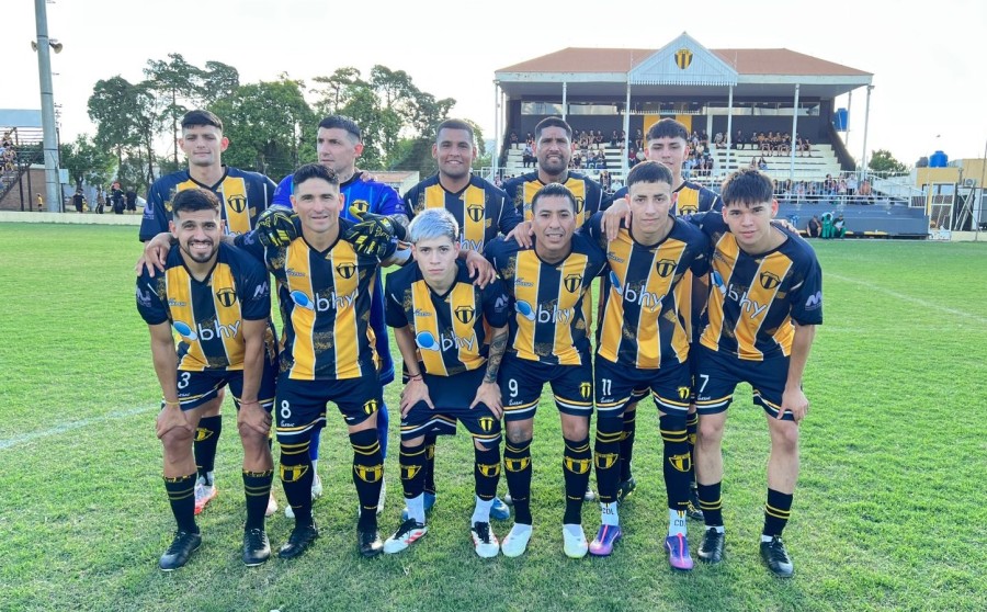 CERRO LA PARTICIPACION. El elenco aurinegro se despidió del Regional.