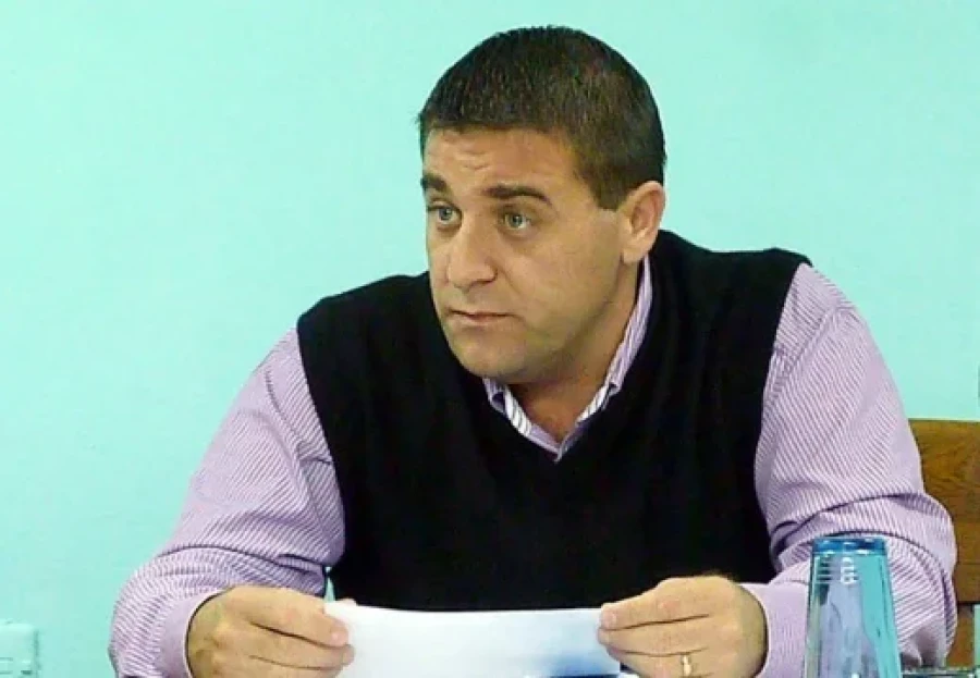 AS EN LA MANGA. El tesorero tuvo una r&aacute;pida respuesta.