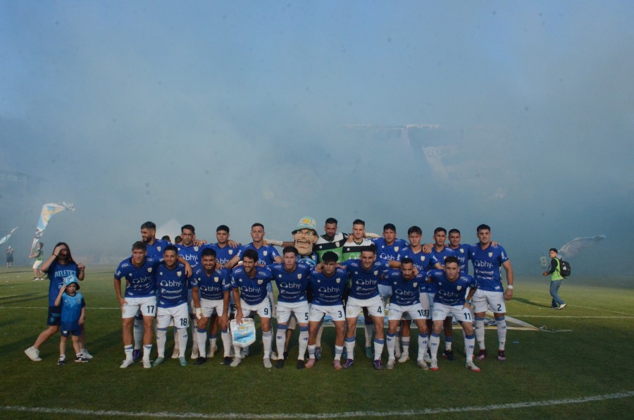 ATL&Eacute;TICO DE RAFAELA SE QUED&Oacute; CON EL ASCENSO A LA PRIMERA NACIONAL