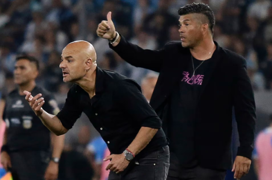 El &uacute;ltimo partido de la dupla fue el del t&iacute;tulo vs. Hurac&aacute;n.