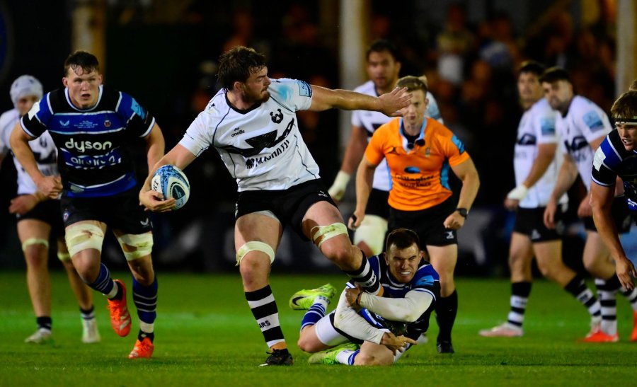 AFIANZADO. El jugador surgido del CRAR viene siendo titular en Bristol.