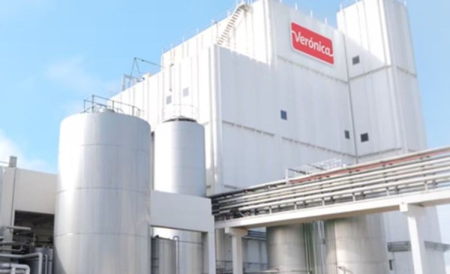 PROFUNDIZA SU CRISIS. L&aacute;cteos Ver&oacute;nica ya tiene sus plantas paralizadas, sueldos impagos y sin leche para producir.