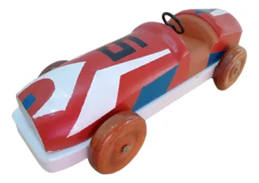 R&eacute;plica elaborada en madera , con reminiscencias de la que recibi&oacute; el autor en aquella Navidad.