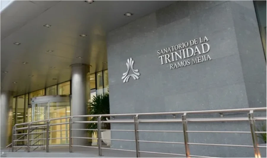 La menor est&aacute; internada en la Cl&iacute;nica de la Trinidad de Ramos Mej&iacute;a.