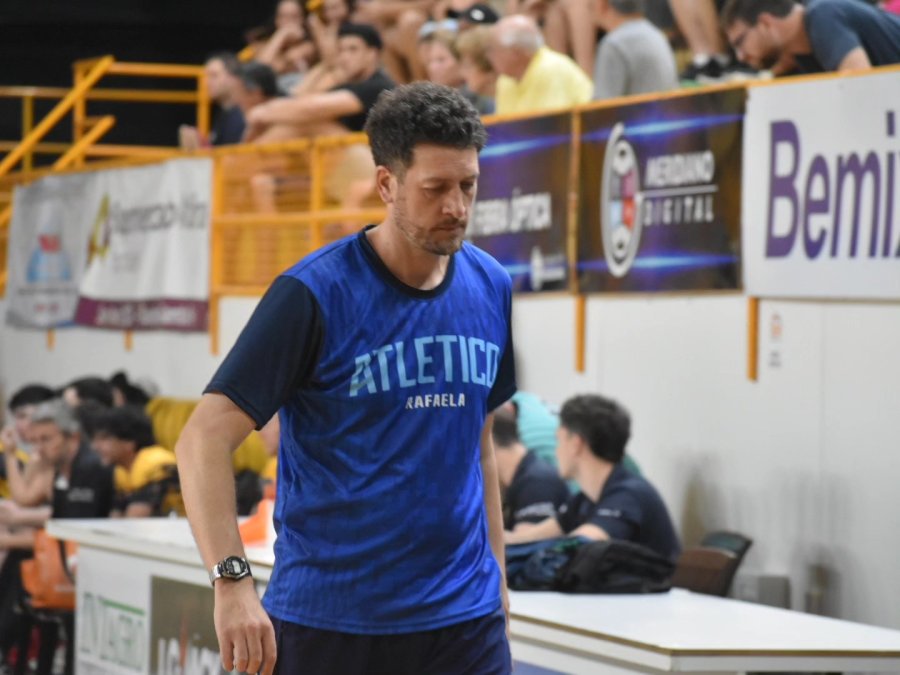 PASOS CORTOS. El DT confirm&oacute; la renovaci&oacute;n de todo el plantel que fue campe&oacute;n del Pre Federal.