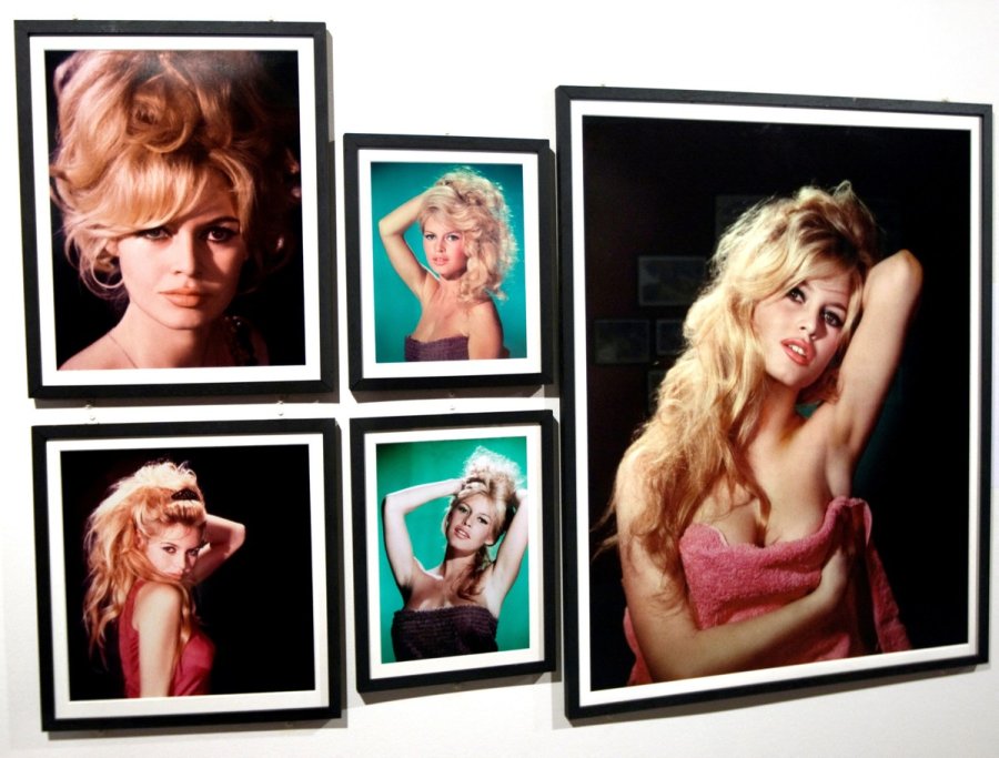 Exposici&oacute;n de fotograf&iacute;as sobre Brigitte Bardot en Boulogne-Billancourt, en el oeste de Par&iacute;s, septiembre de 2009. (FOTO REUTERS/CLAR&Iacute;N)
