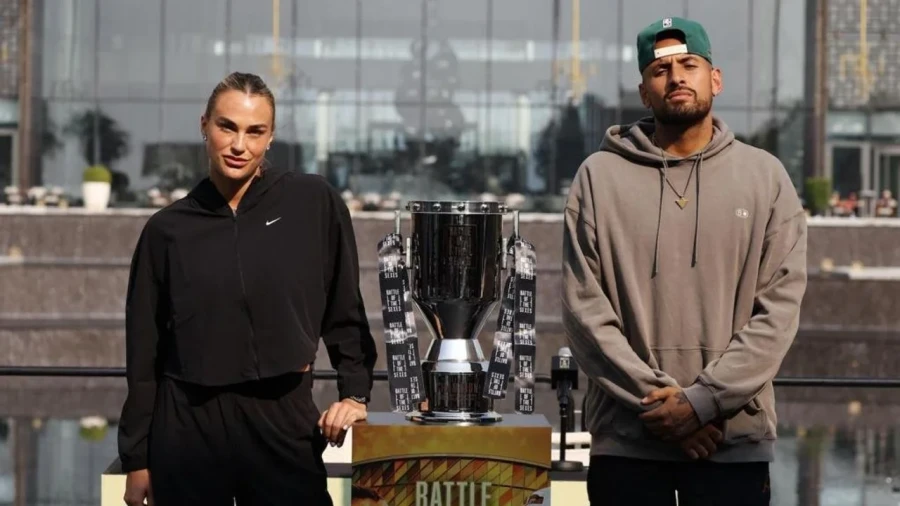 DUELO. Nick Kyrgios se qued&oacute; con la &ldquo;Batalla de los Sexos&rdquo; ante Aryna Sabalenka.