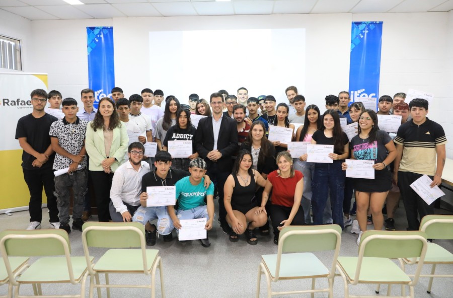 El Gobierno municipal contin&uacute;a fortaleciendo herramientas que promueven el acceso al trabajo.