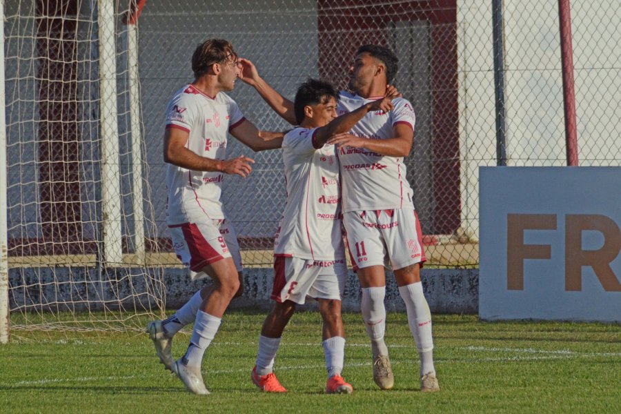 TRIDENTE OFENSIVO. Abondetto, Del Sole e Ib&aacute;&ntilde;ez.