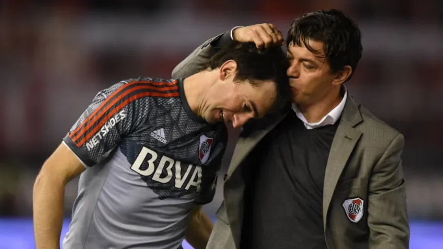 VUELVE UN &Iacute;DOLO. Barovero se sum&oacute; al cuerpo t&eacute;cnico del Mu&ntilde;eco Gallardo en River.