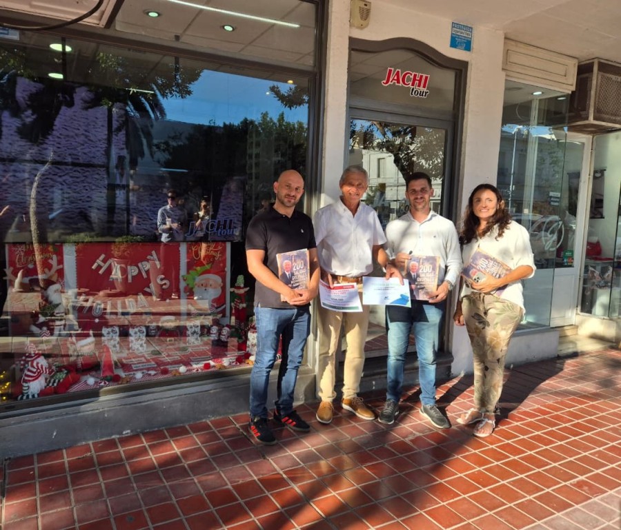 Este gesto solidario refleja el compromiso social del comercio y el esp&iacute;ritu comunitario que promueve el Concurso de Vidrieras Navide&ntilde;as.