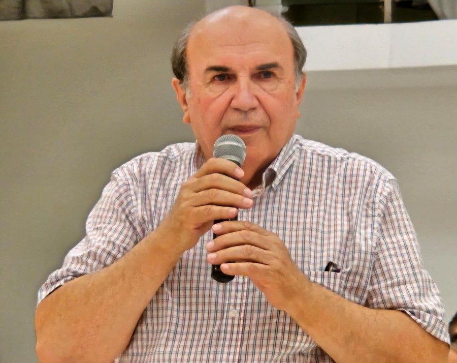 Domingo Possetto al brindar su discurso tras asumir un nuevo per&iacute;odo al frente de ATILRA Rafaela. (FOTO D. CAMUSSO)