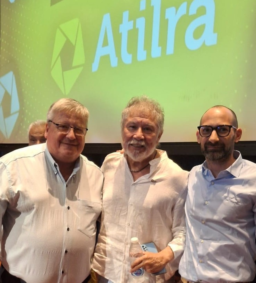 Marcelo Lombardo, "Et&iacute;n" Ponce y Andr&eacute;s Brarda durante el acto de ATILRA en Sunchales.