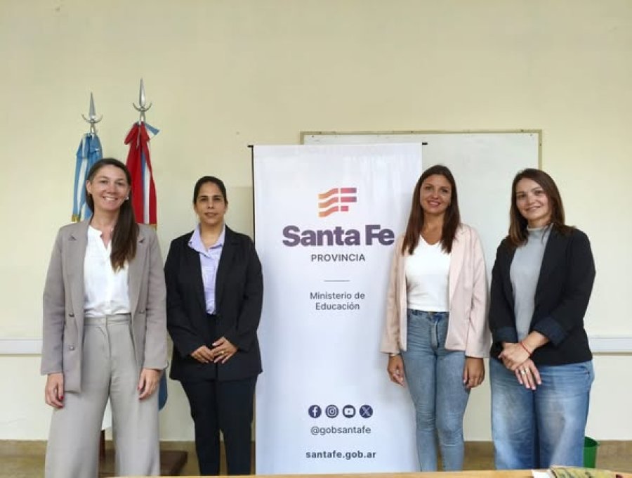 Las cuatro funcionarias que participaron de la reuni&oacute;n de trabajo.