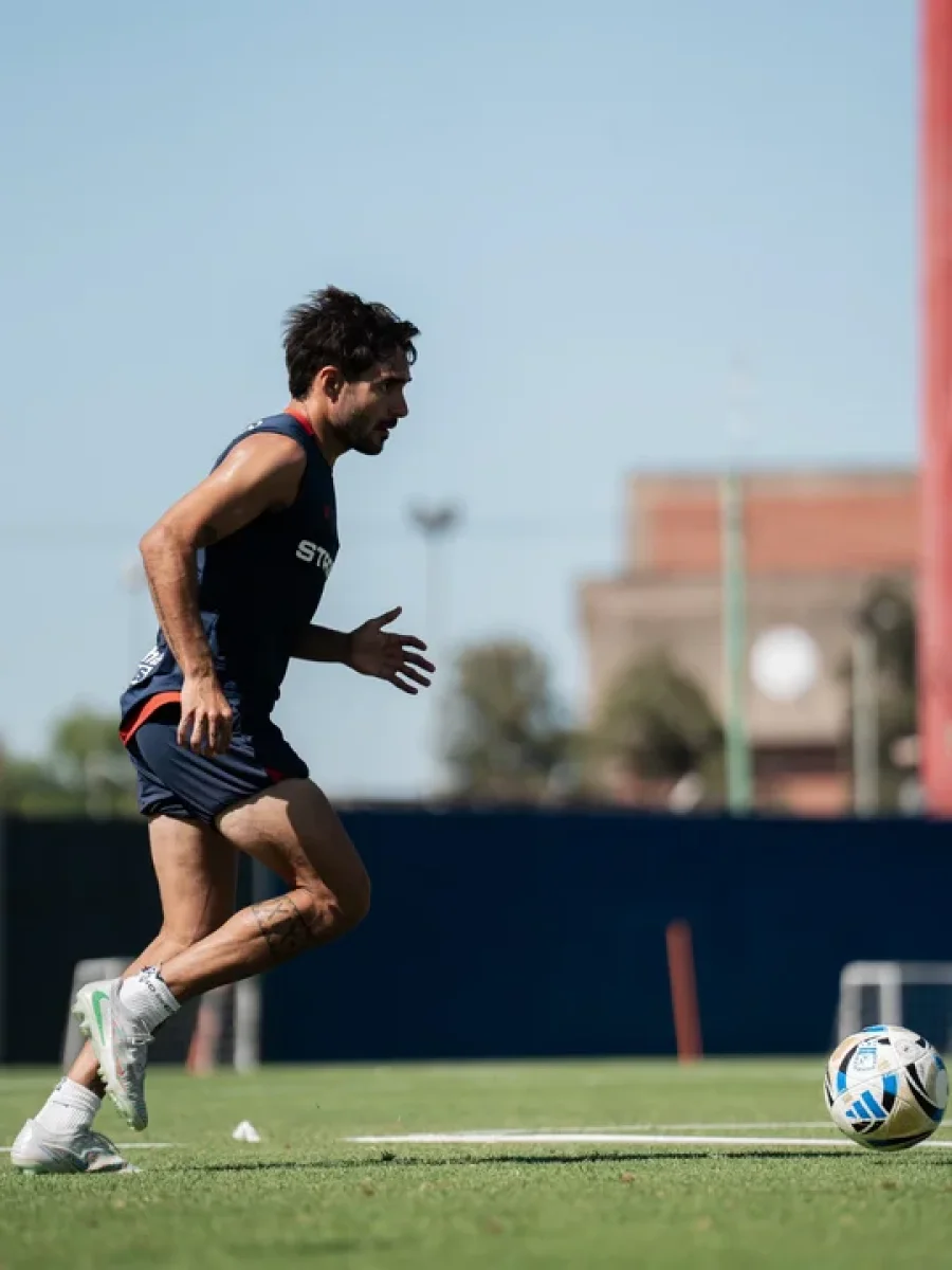 Ezequiel Cerutti firm&oacute; contrato hasta diciembre de 2026