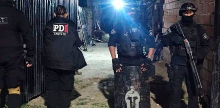 Los allanamientos se llevaron a cabo en Rosario y en Villa Gobernador G&aacute;lvez.