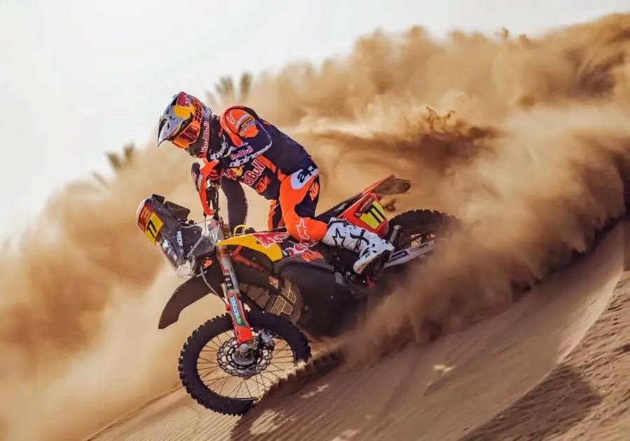 Luciano Benavides venci&oacute; en la etapa y ahora encabeza la general.