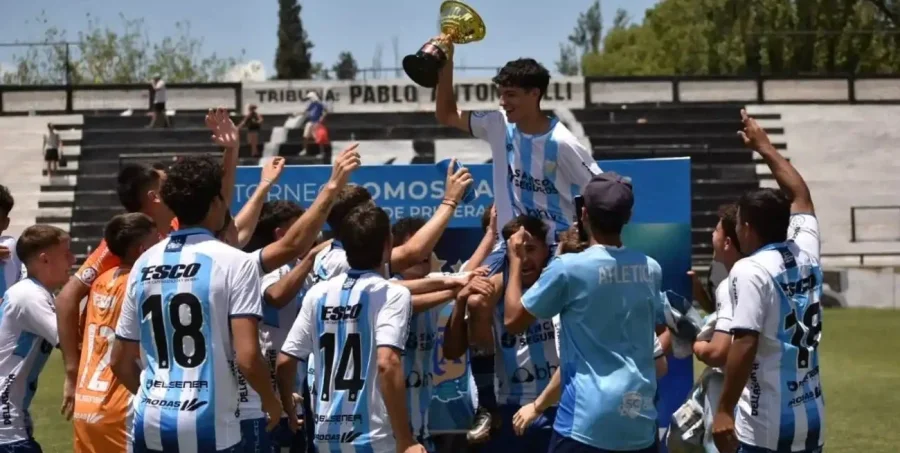 GRAN NOTICIA. / La Crema vuelve a competir en grande con sus formativas.