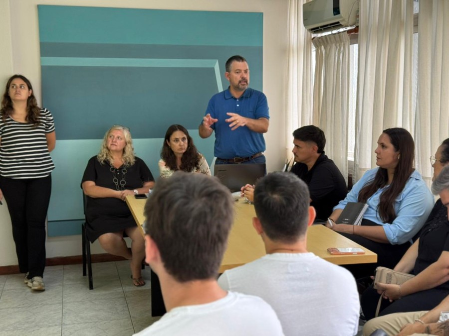DI&Aacute;LOGO. Durante la reuni&oacute;n se presentaron los alcances del nuevo sistema.