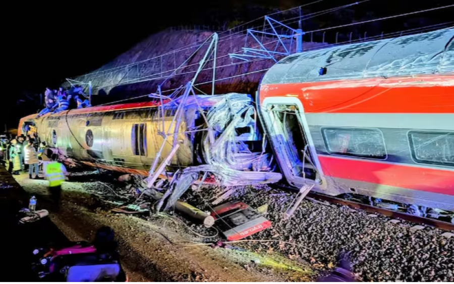SINIESTRO MORTAL. Un grave accidente ferroviario sacudi&oacute; Espa&ntilde;a este domingo, cuando dos trenes de alta velocidad descarrilaron y colisionaron en la l&iacute;nea que conecta Andaluc&iacute;a con Madrid.