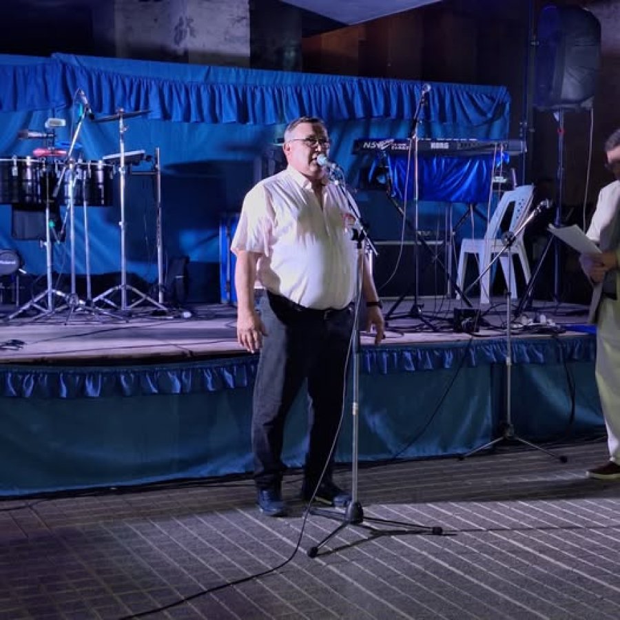 Gabriel Bono agradeciendo la masiva participacio&acute;n y colaboracio&acute;n de instituciones y comunidad.