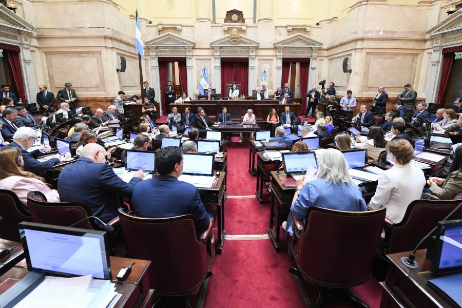 El proyecto de ley de Modernizaci&oacute;n Laboral ya tiene despacho de comisi&oacute;n en el Senado y podr&iacute;a tener media sanci&oacute;n el 11 de febrero.