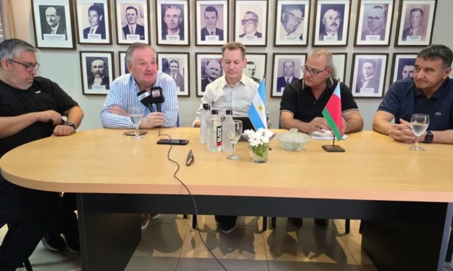 Autoridades en la reciente reuni&oacute;n de trabajo.