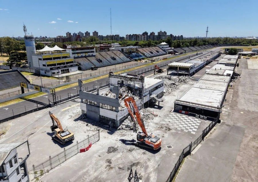 El aut&oacute;dromo porte&ntilde;o inici&oacute; una etapa de cambios profundos.