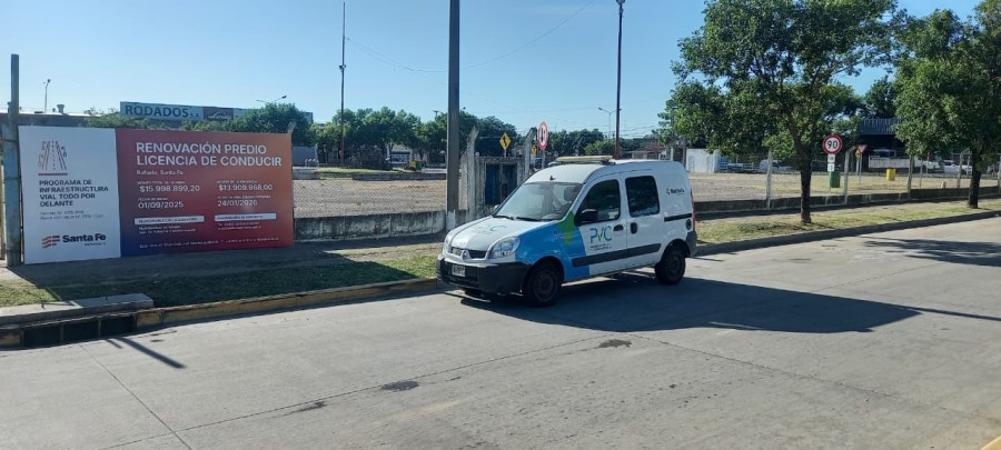 Proyecto de renovaci&oacute;n de carteler&iacute;a y se&ntilde;alizaci&oacute;n horizontal del predio de Licencia de Conducir.