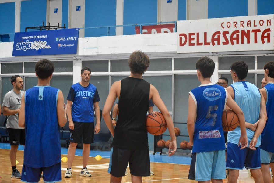 EN MARCHA. Requejo y sus dirigidos arrancaron la pretemporada.