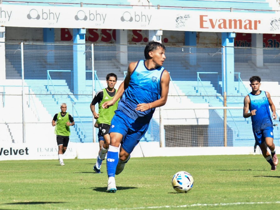 LA CREMA SUM&Oacute; MINUTOS DE F&Uacute;TBOL, LOS PRIMEROS EN EL MONUMENTAL