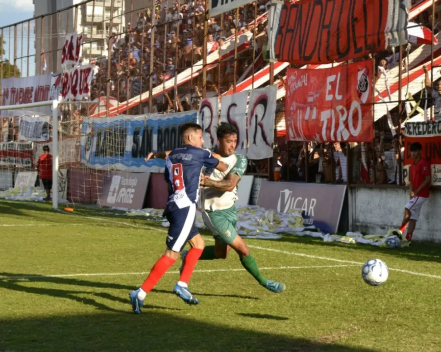 CAIDA DE LOCAL. Guaran&iacute; Antonio Franco perdi&oacute; en Posadas.