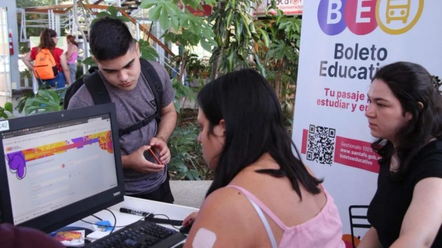 El programa que facilita el acceso a la educaci&oacute;n en la provincia comenz&oacute; a funcionar hoy.